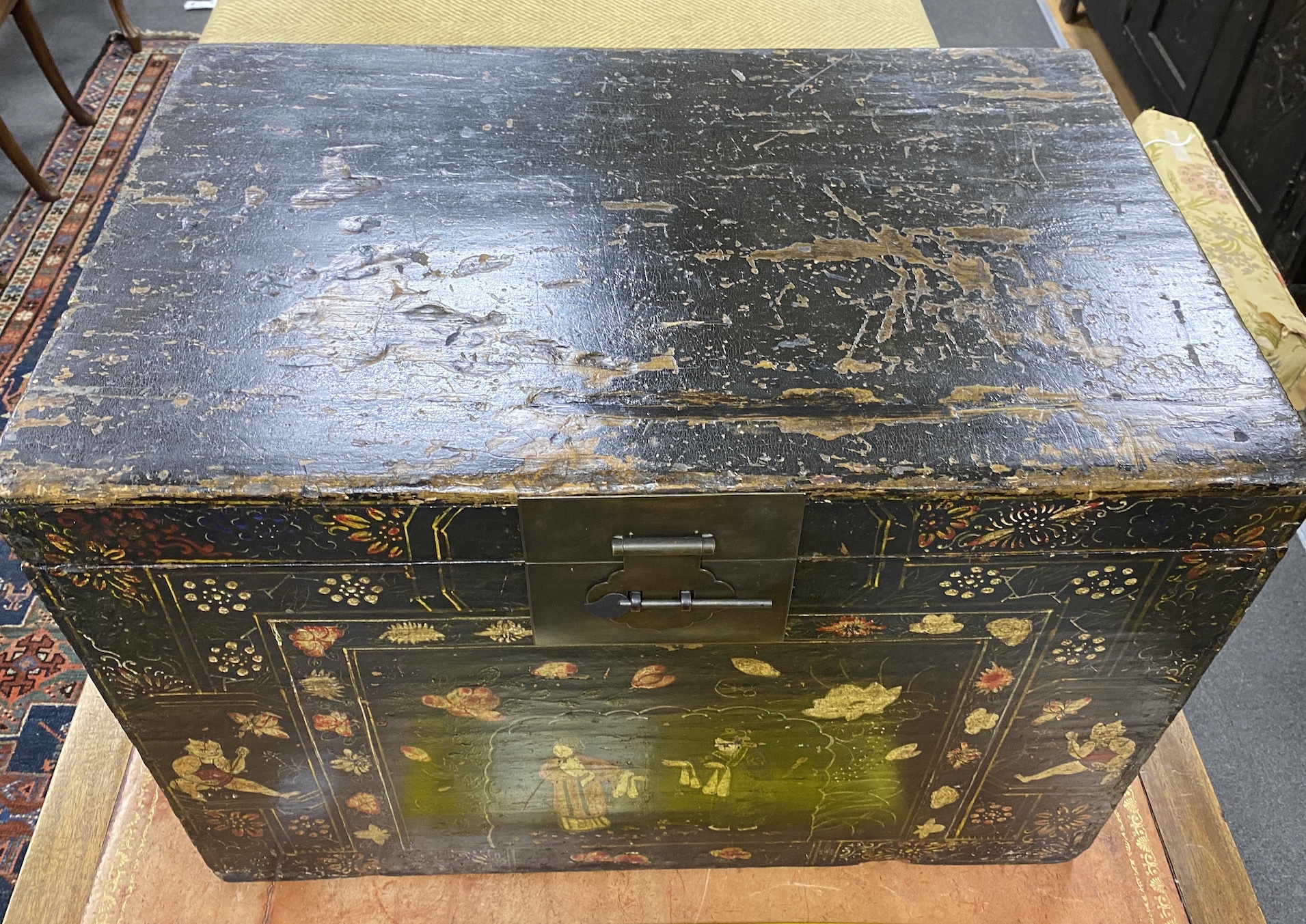 A Chinese lacquer trunk, width 84cm, depth 53cm, height 60cm